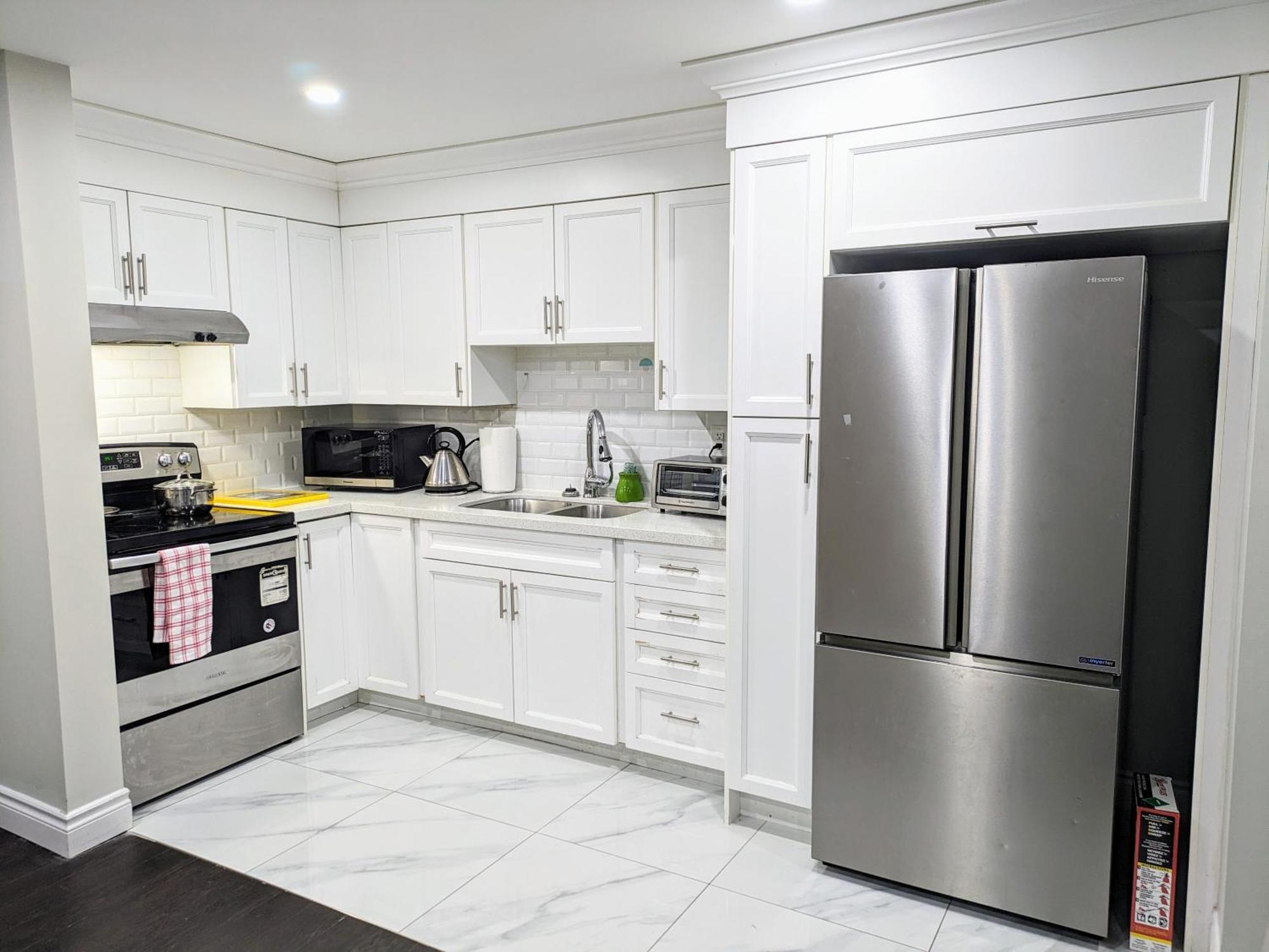Stunning Furnished 2Bedroom/2Washroom Apartment Brampton Esterno foto