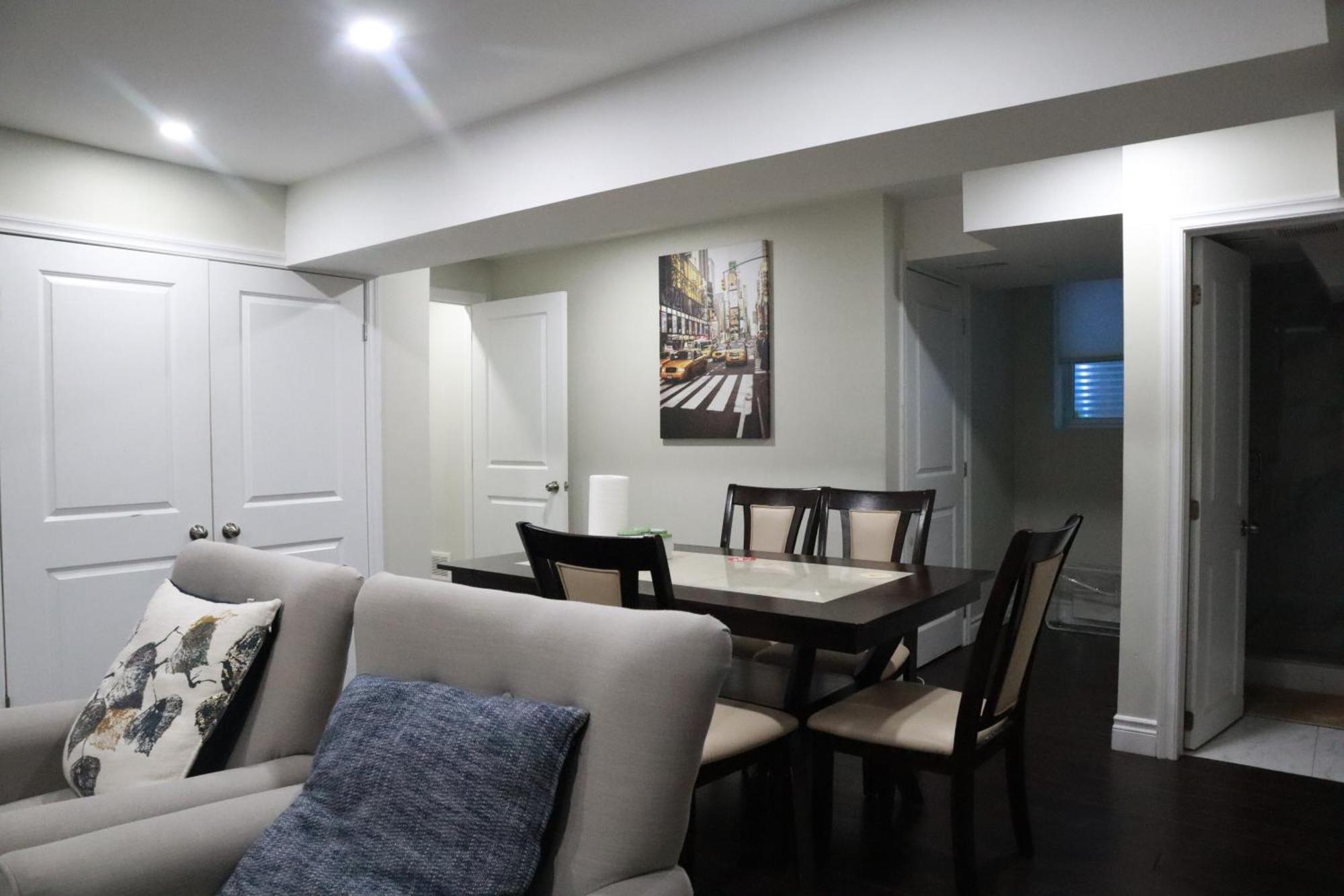 Stunning Furnished 2Bedroom/2Washroom Apartment Brampton Esterno foto
